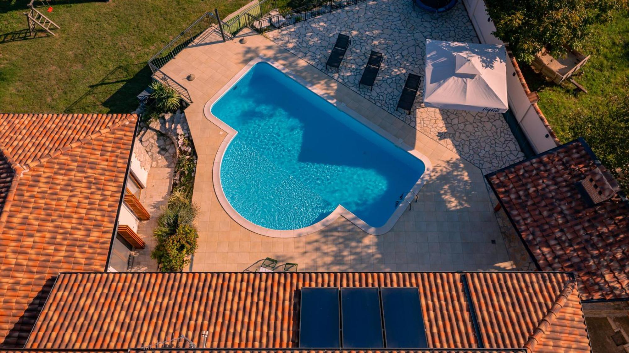 Villa Arton Heated Swimming-Pool Zminj Exterior photo